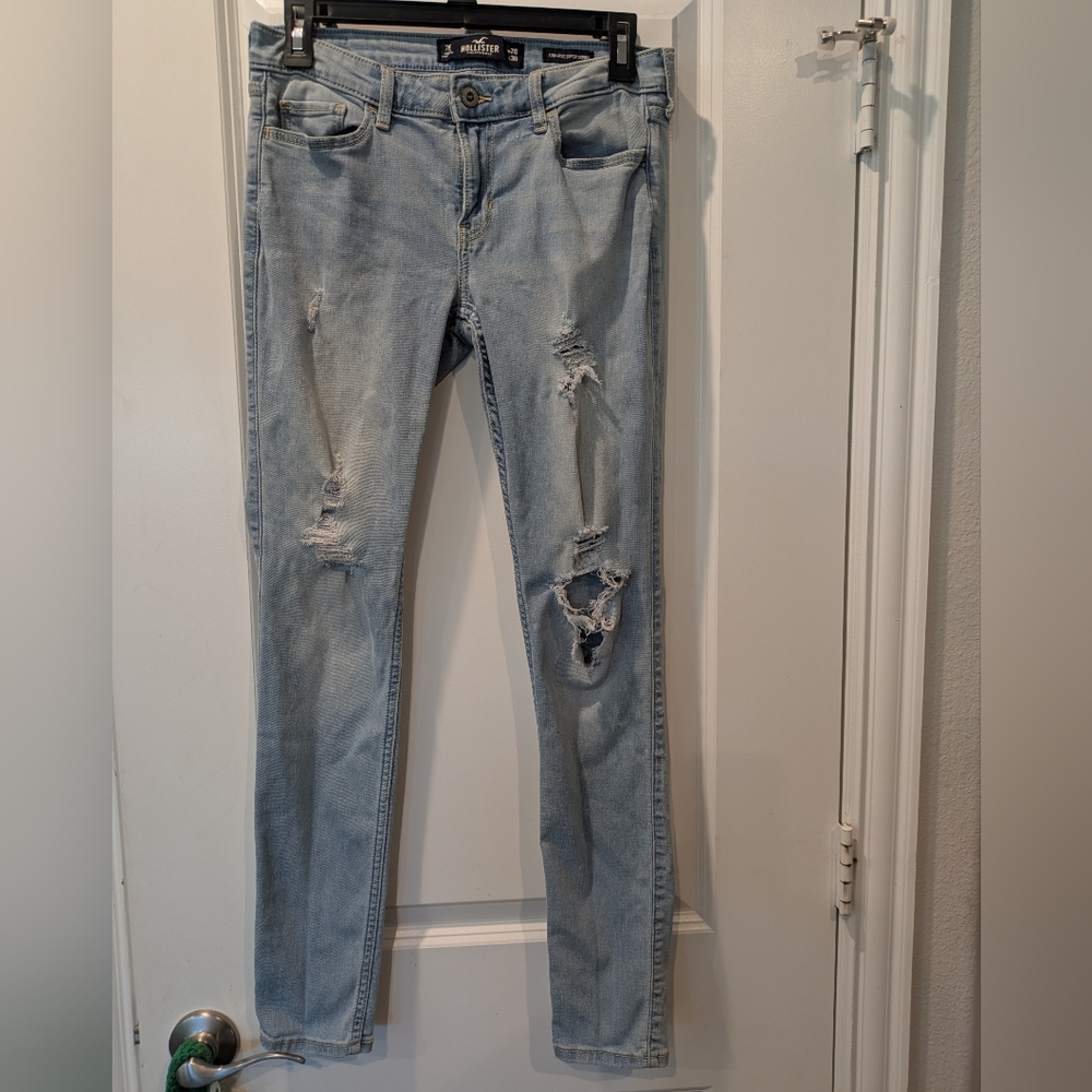 Hollister Low Rise Super Skinny Distressed Jeans Light Wash Size 7R 28x30